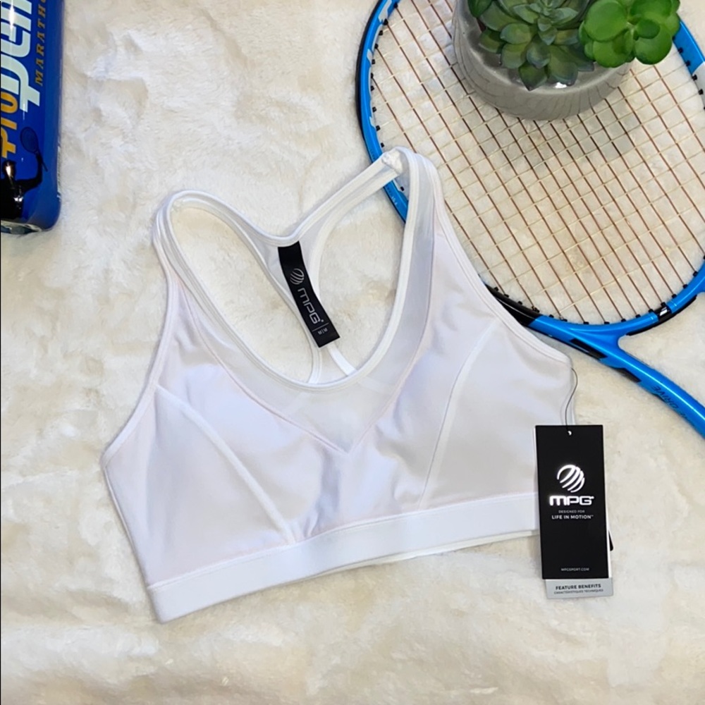 NWT White MPG Medium Support Sports Bra!